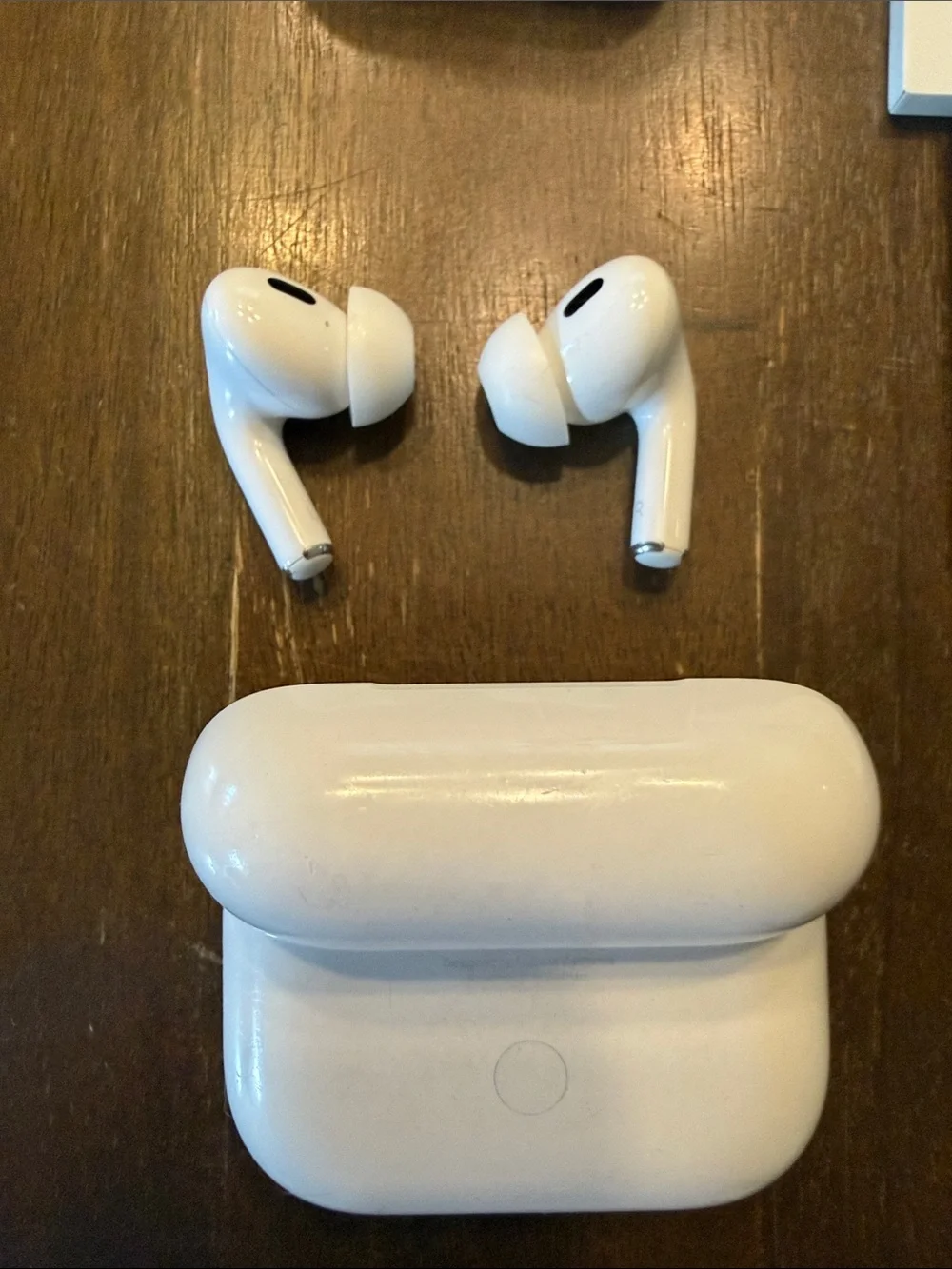 Air Pods Pro first gen with new tips included - Picture 3 of 6